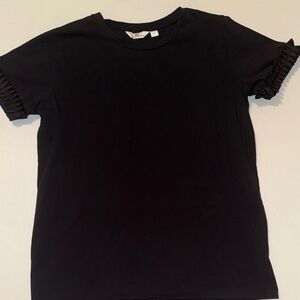 EUC Vineyard Vines Black Ruffle Short Sleeve  Shirt